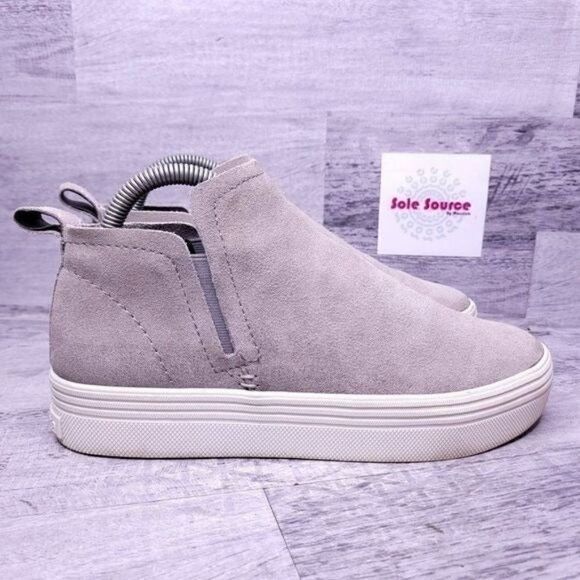 Dolce Vita Tate Suede High Top Pull on Chelsea Sneaker Boot Gray Women's sz 7.5 - Picture 1 of 9